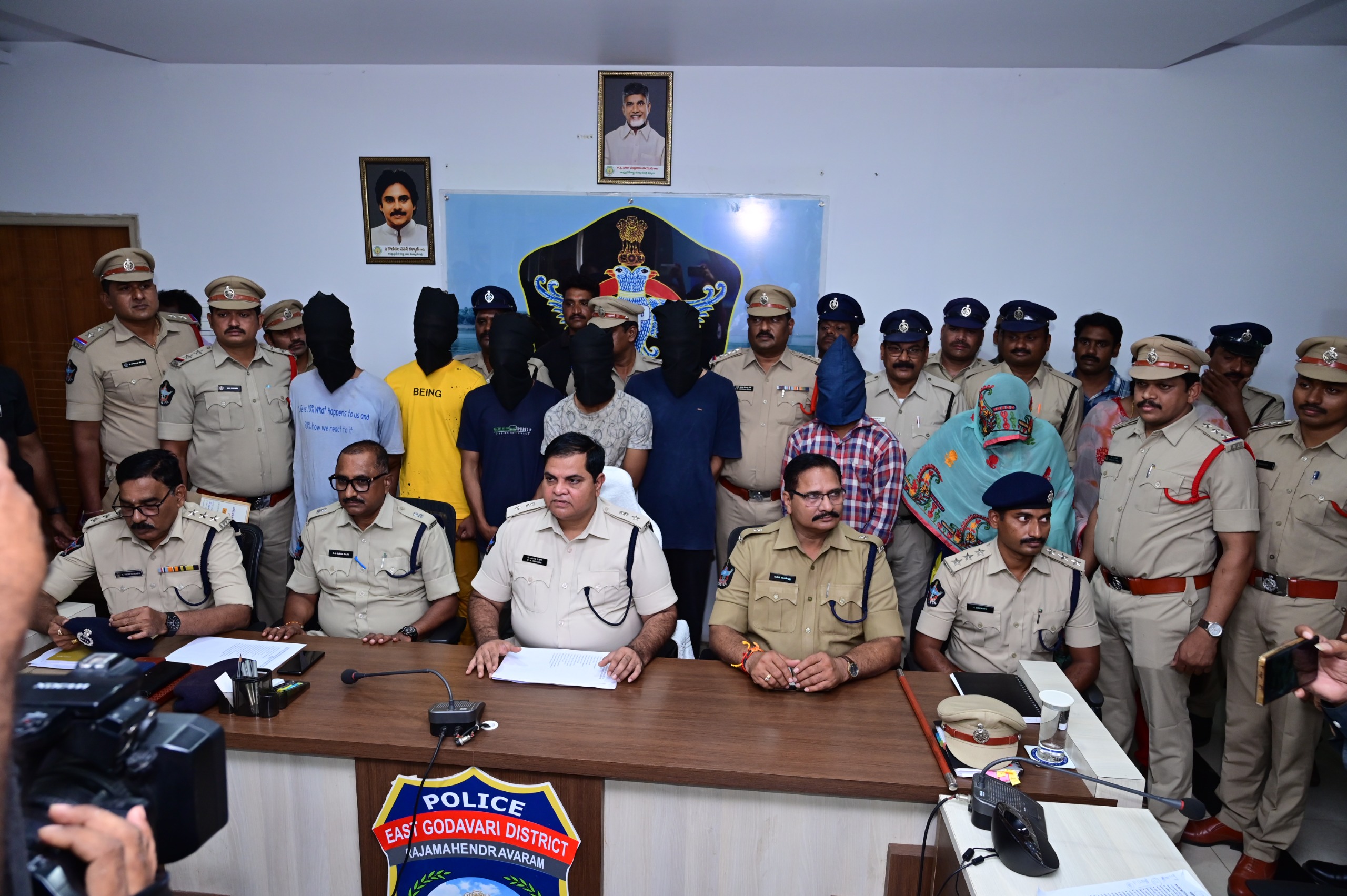 ఈ దొంగల ముఠా ఐదు రాష్ట్రాల్లో మోస్ట్ వాంటెడ్